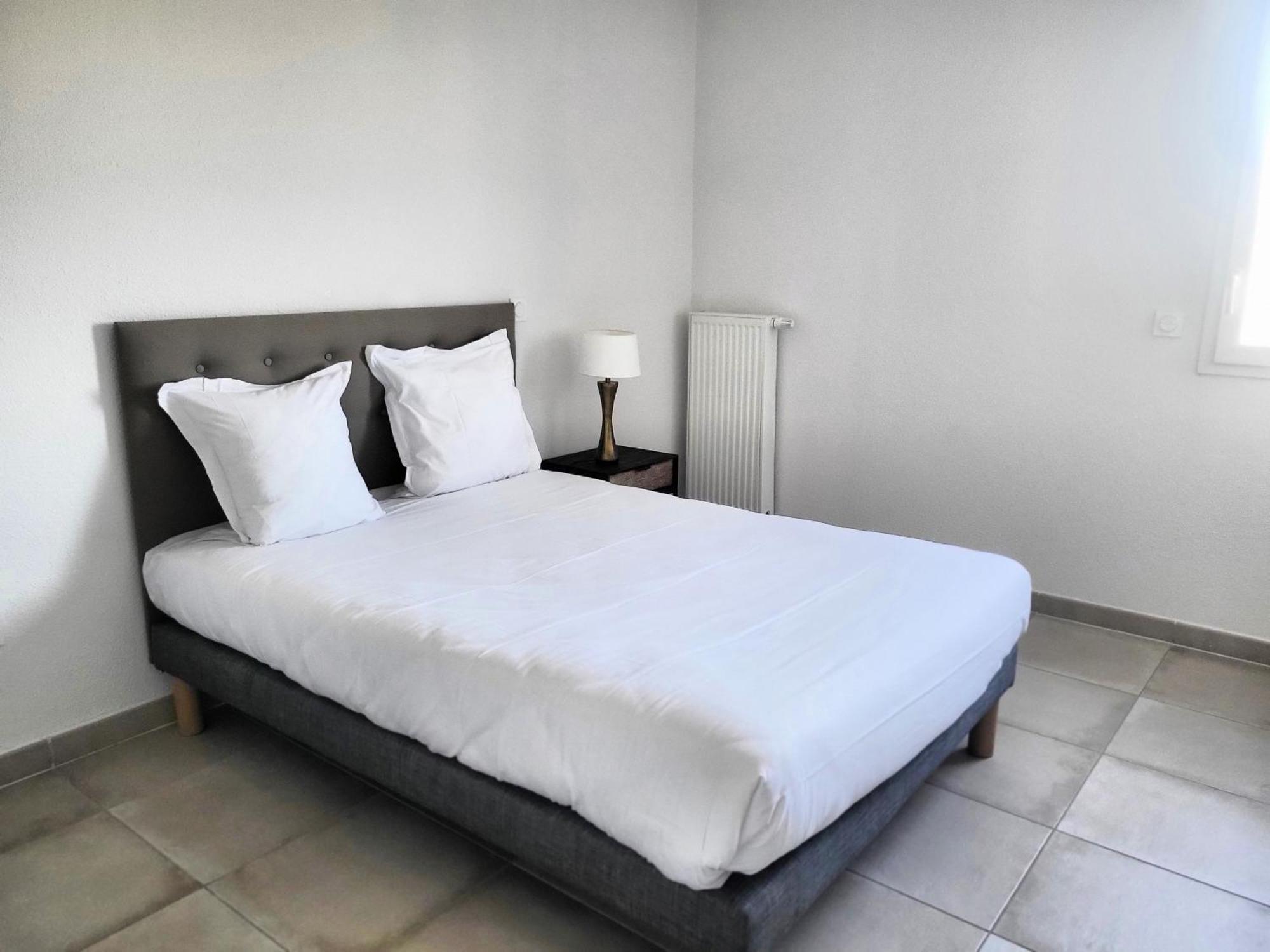 Zenao Appart'Hotels Villeneuve-lès-Avignon 외부 사진